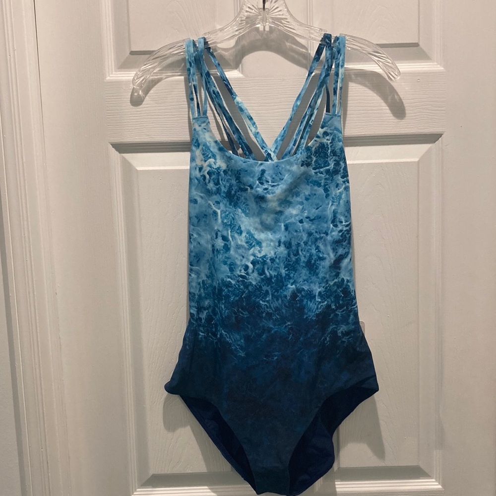 BNWT’S Lululemon Strappy Back One One Piece